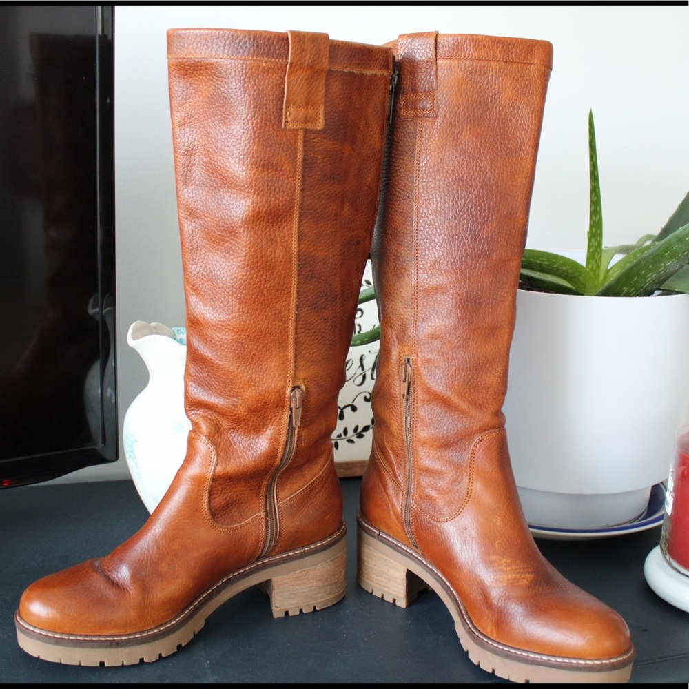 BullBoxer Jillian Calf Boots